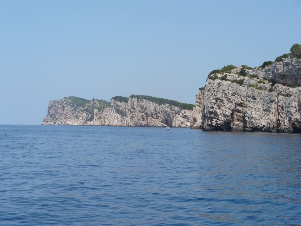 Der Ort Murter auf der gleichnamigen Insel in Dalmatien